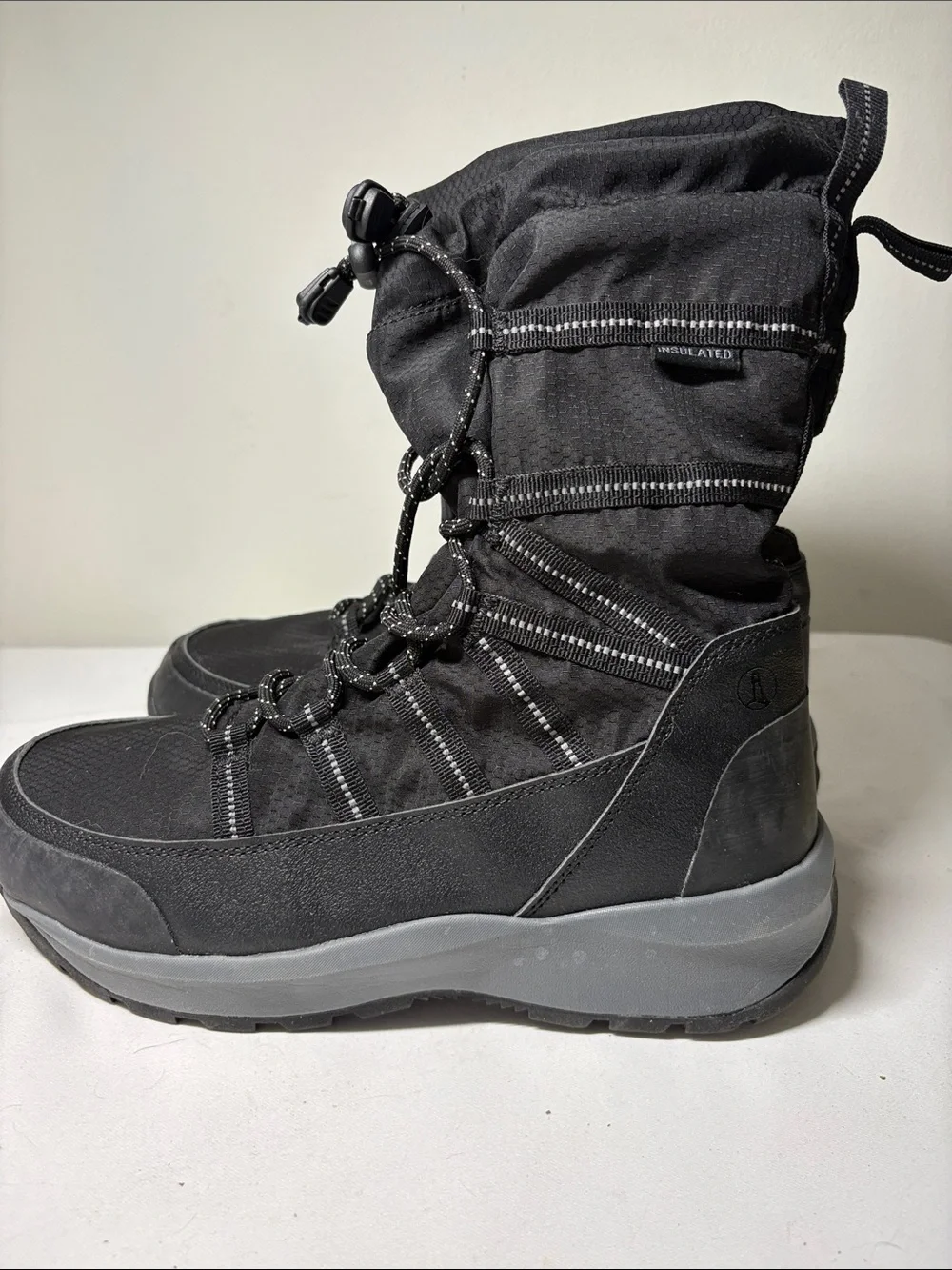 Lands’ End Black Insulated Snow Boot Size 9.5 D Width